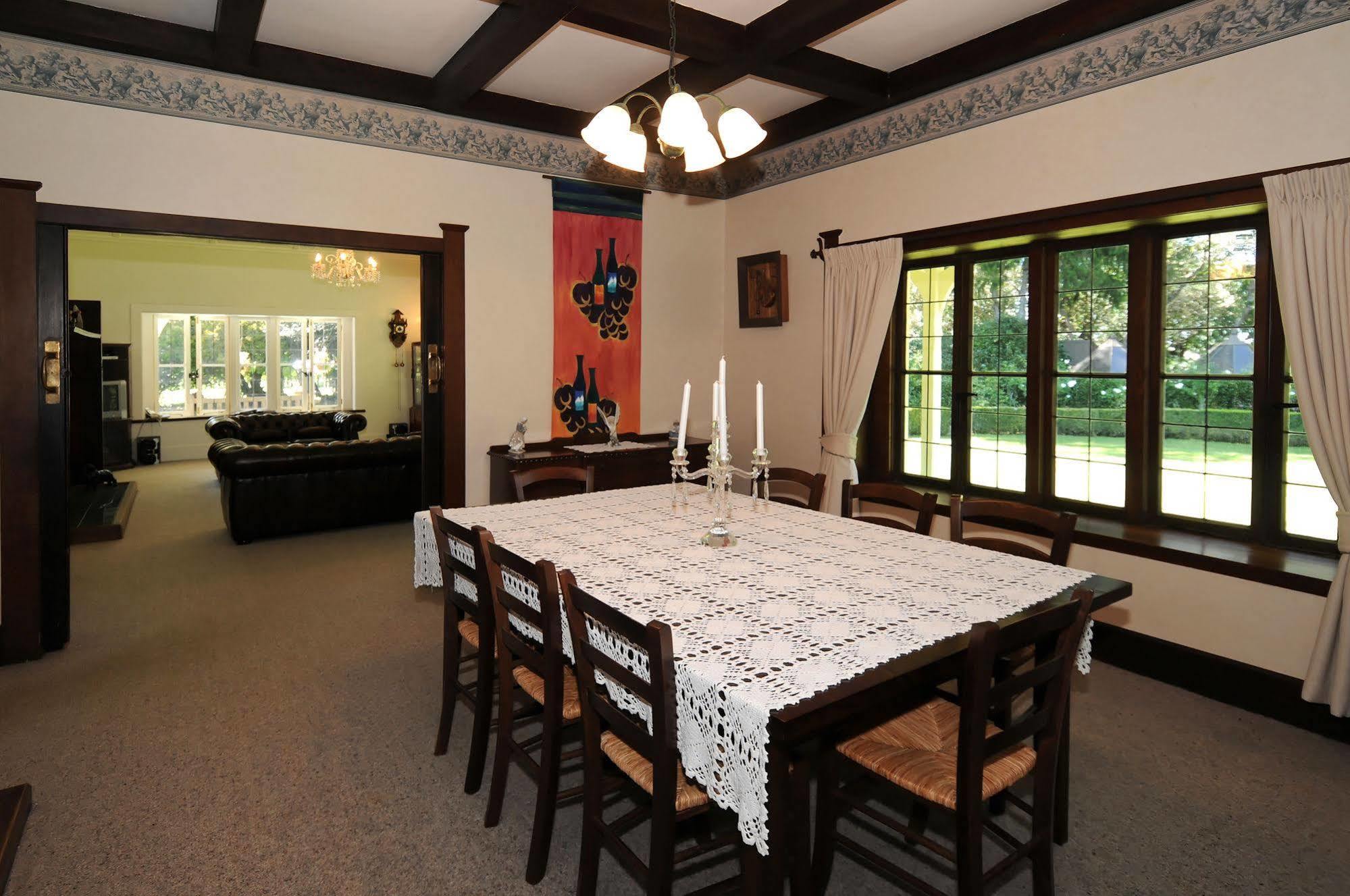 Oak Lane Lodge Hamilton Eksteriør bilde